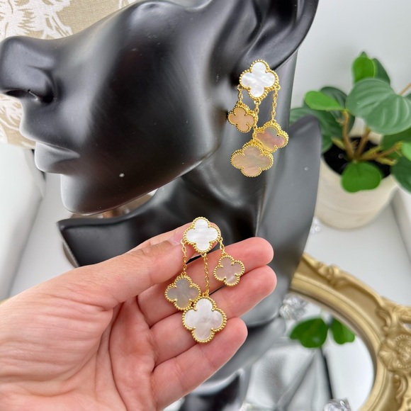 Lucky Alhambra 4-Motif Drop Earrings – Mother of Pearl with Logo - Picture 6 of 13